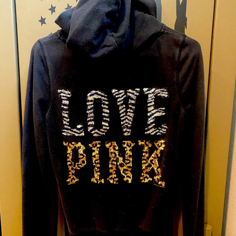 Love Pink sweatshirt